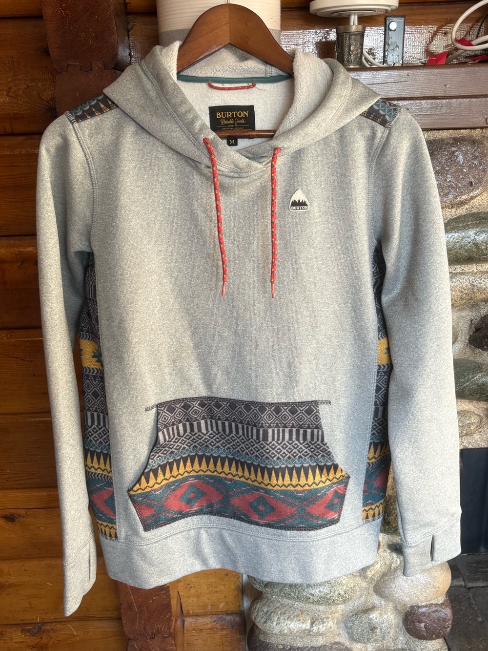 Burton Durable Goods Oak Aztec Geometric Snowboard Hoodie M